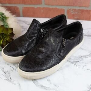Steve Madden Glaammar Black Leather Snake Print Slip on Sneakers Size 9.5 Women
